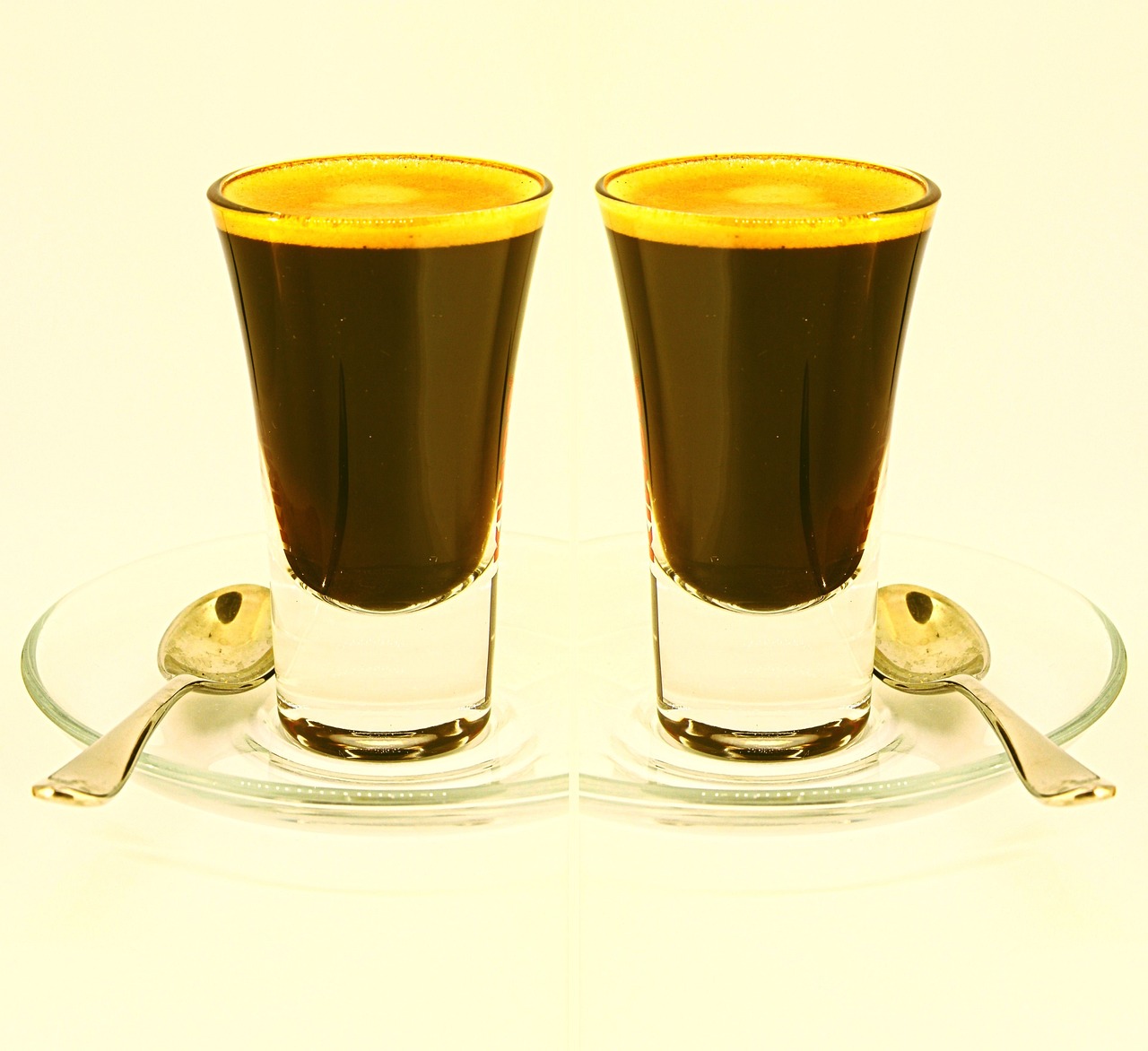 drink, coffee break, template, advert, cup, beverage, espresso, crema, caffeine, welcome, breakfast, coffe, morning, elevenses, food, spoon, aroma, glass, shot, saucer, sign, pick-me-up, time out, coffee cup, relax, kitchenware